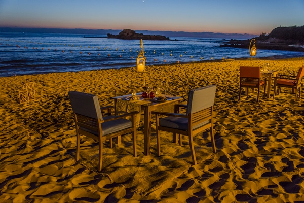 Romantic Dinner at Edde Sands